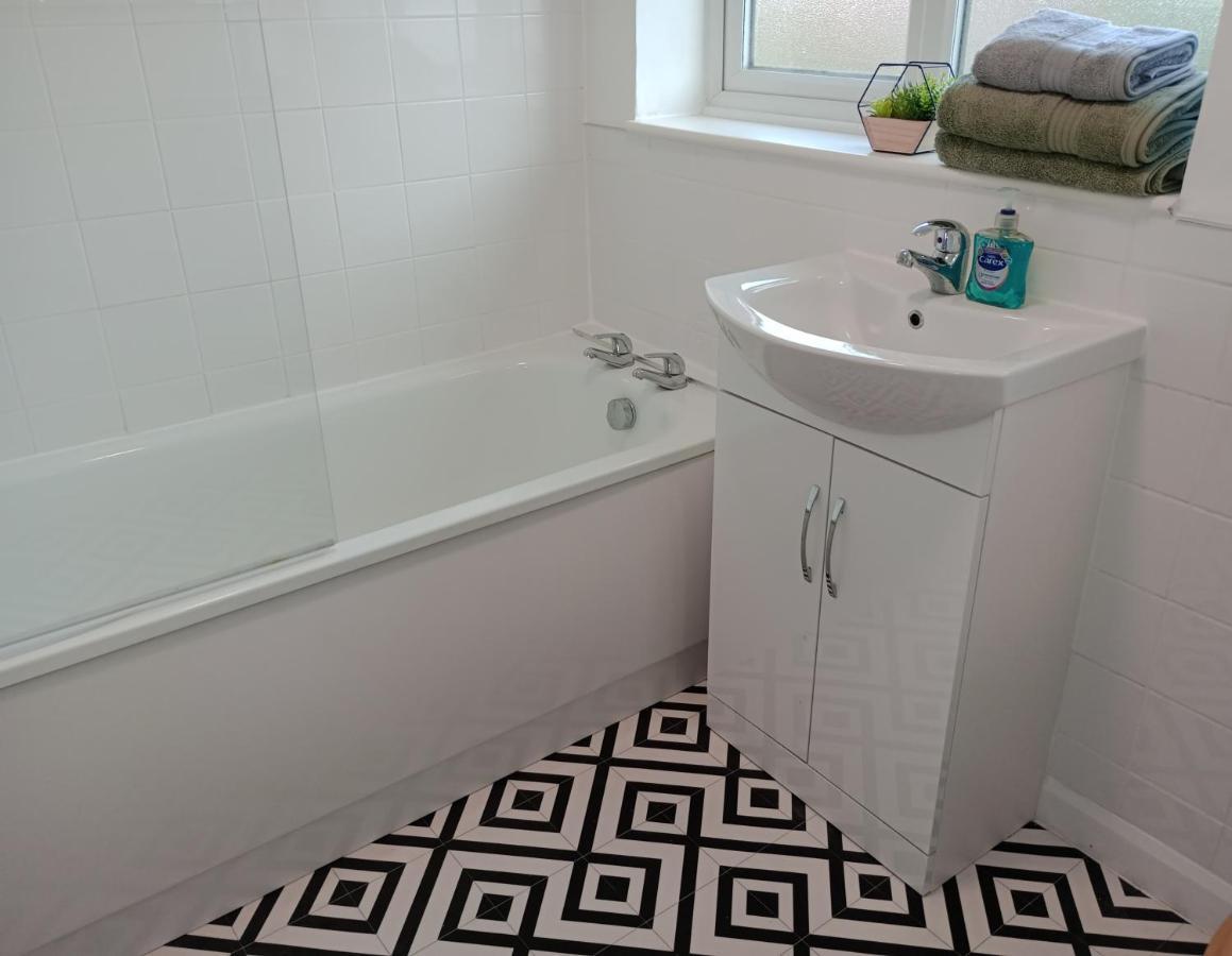 3Br House With Garden Near Bicester Village Εξωτερικό φωτογραφία